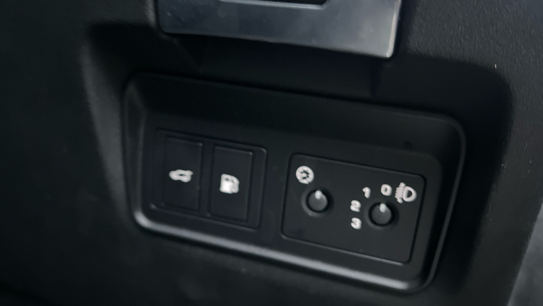 Land Rover Range Rover Evoque 1.5 P300e R-Dynamic S 5dr Auto Hatchback